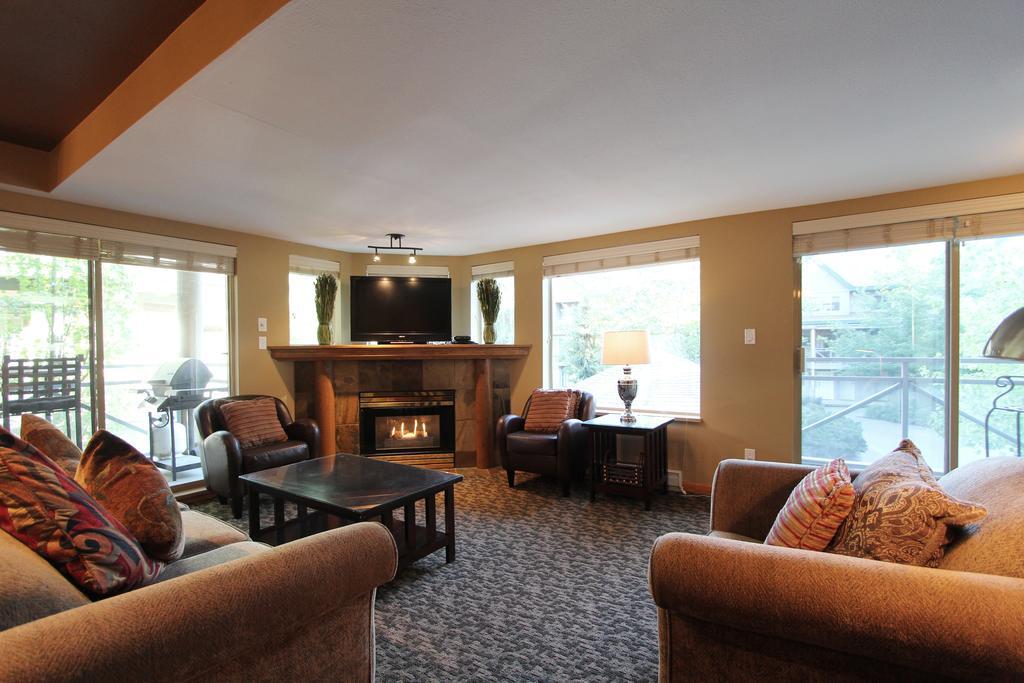 Valhalla Condos By Whistler Retreats Extérieur photo